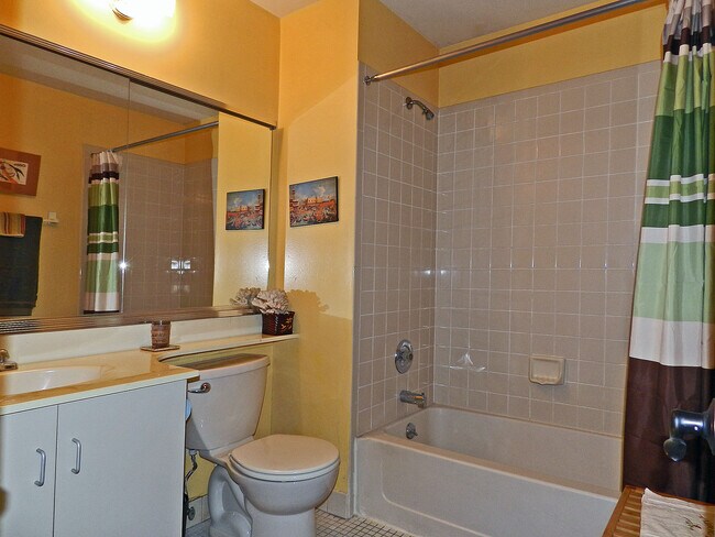 Bath with tub - 165 Essex Ave