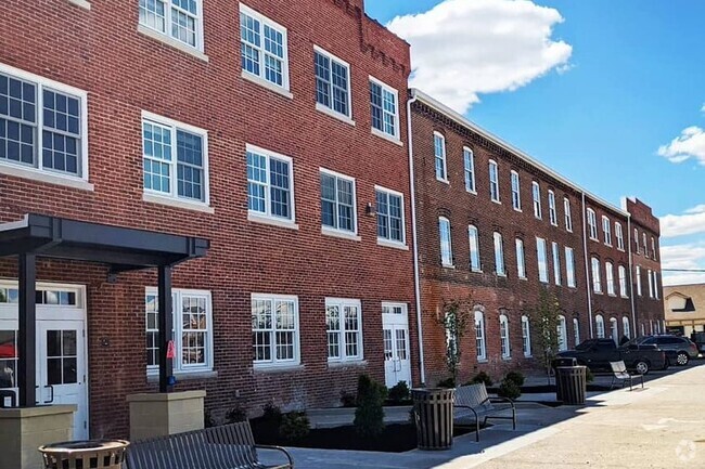 Depot Square Flats pet-friendly apartments located in Downtown Batesville, Indiana 47006. - Depot Square Flats