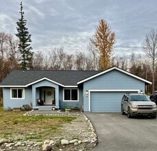 Building Photo - 1500 E Hidden Ranch Loop