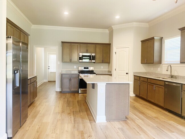 Foto del edificio - 7217 Kenilworth Crossing Ave