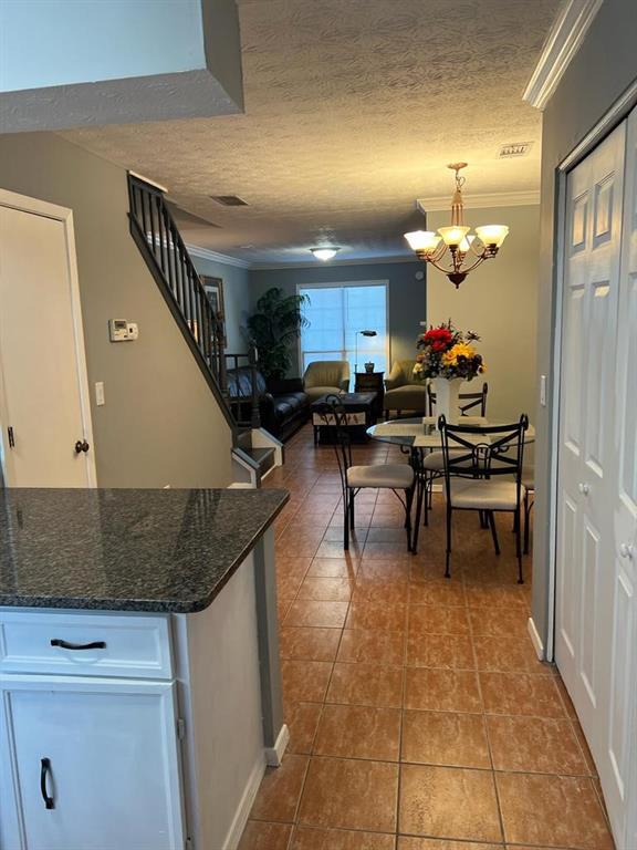 Foto del edificio - 6632 Witherington Ct NW