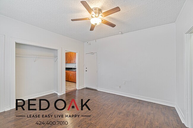 Foto del edificio - 728-724 S Berendo St