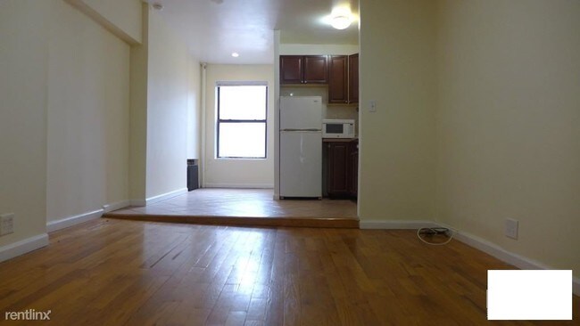 Building Photo - 2 br, 1 bath Apartment - 221 E 58th St
