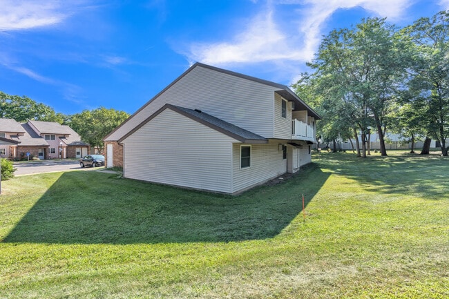 Building Photo - Englewood