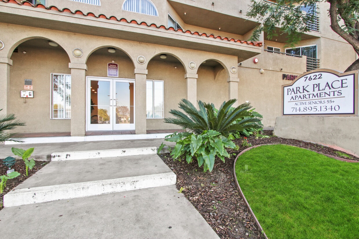 016 Park Stanton Place Apartments in Stanton, CA Westside Rentals