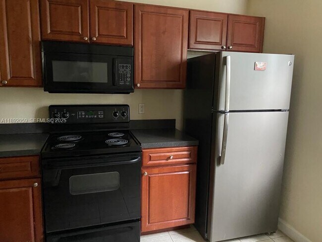 Foto del edificio - 10105 W Sunrise Blvd