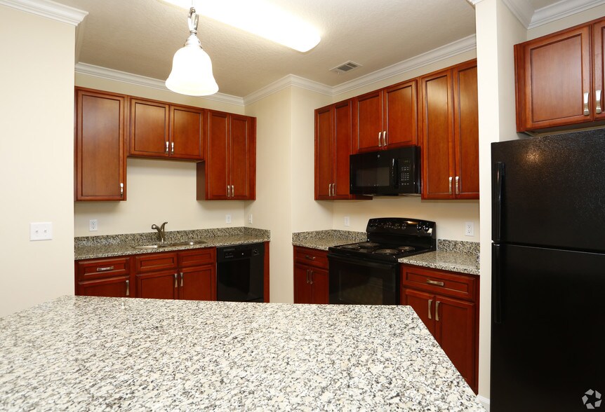 Haven at Enka Lake Rentals Candler, NC