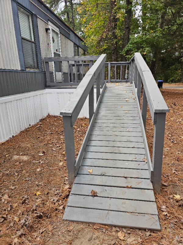 Foto principal - 217 W Fairlane Dr