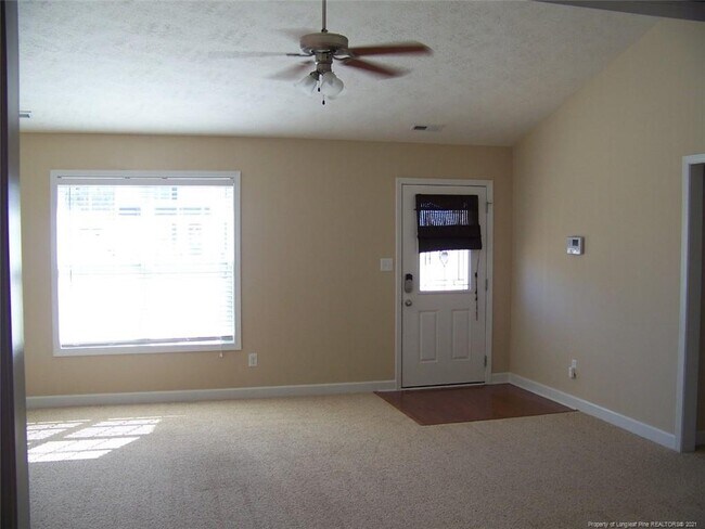 Building Photo - 258 Ivy Stone Dr