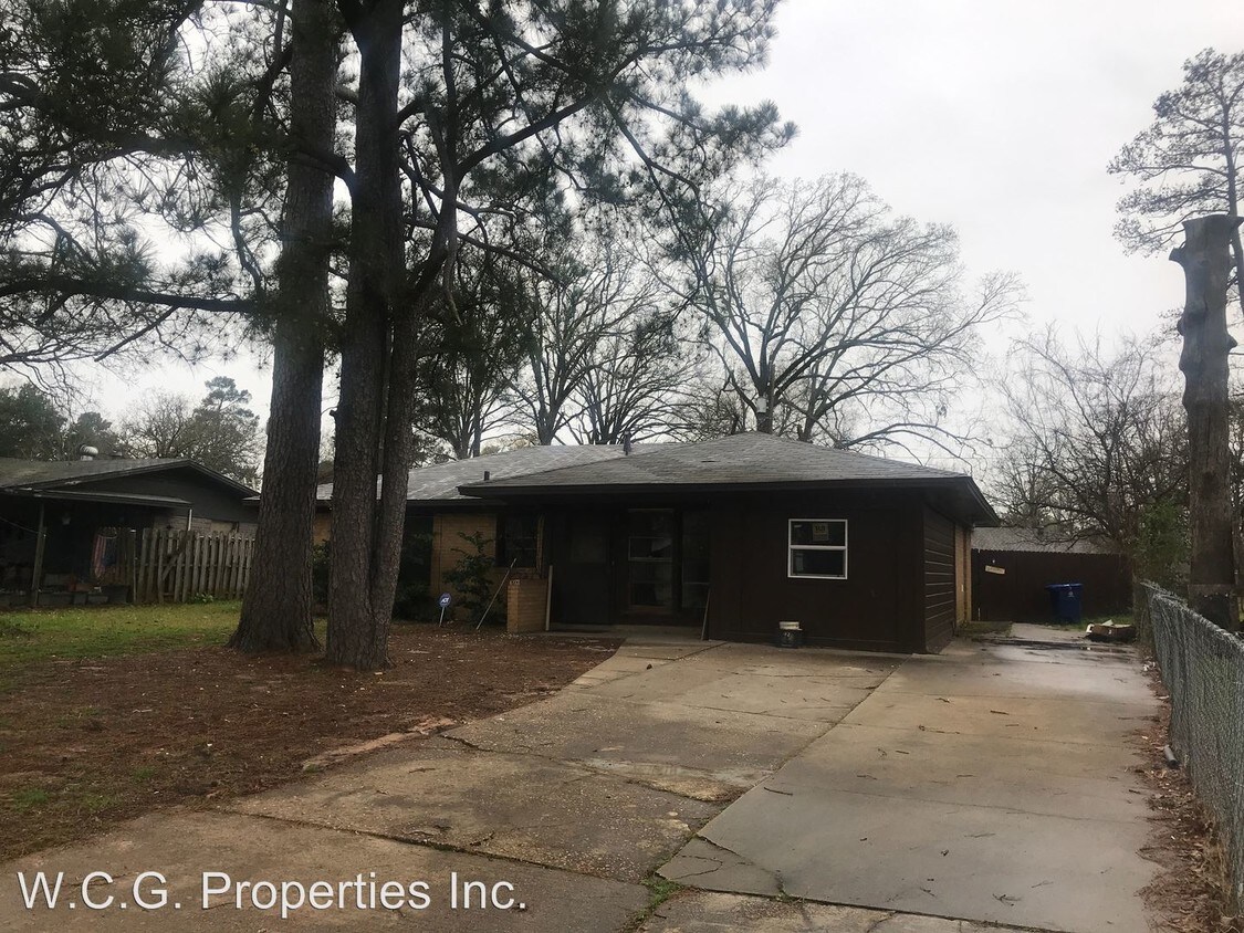 Primary Photo - 4 br, 1 bath House - 7118 Wyngate Blvd