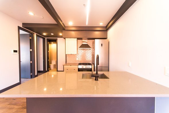 Foto del edificio - 370 Throop Ave