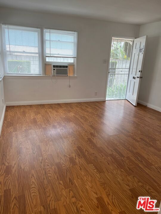 Foto del edificio - 3927 1/2 Sawtelle Blvd