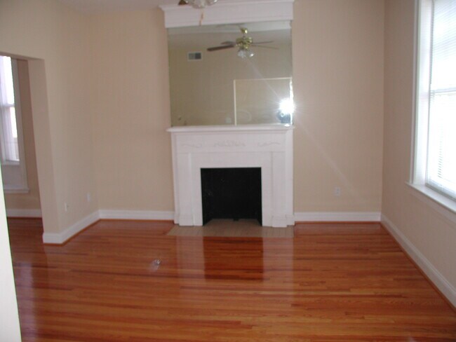 Foto del edificio - 6010 Washington Blvd