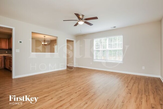 Foto del edificio - 3521 Galaxy Rd