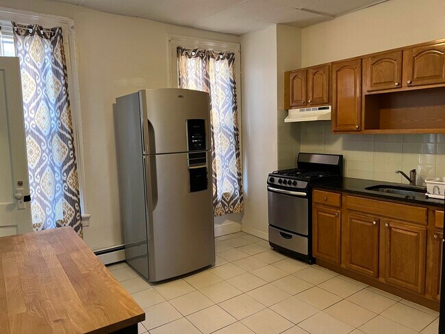 Foto del edificio - 869 Bergen Ave