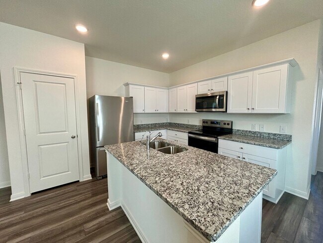 Foto del edificio - Spacious Single-Story Living with Communit...