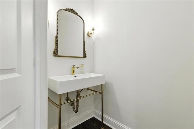 Foto del edificio - 1735 Peachtree St NE