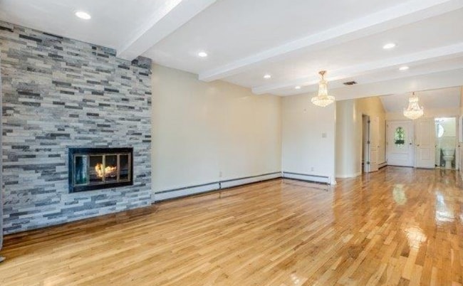 Building Photo - 434 S Marginal Rd