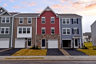 Building Photo - 11 Cecily Way