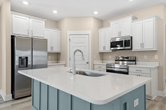 Building Photo - 201 Lyla Ln