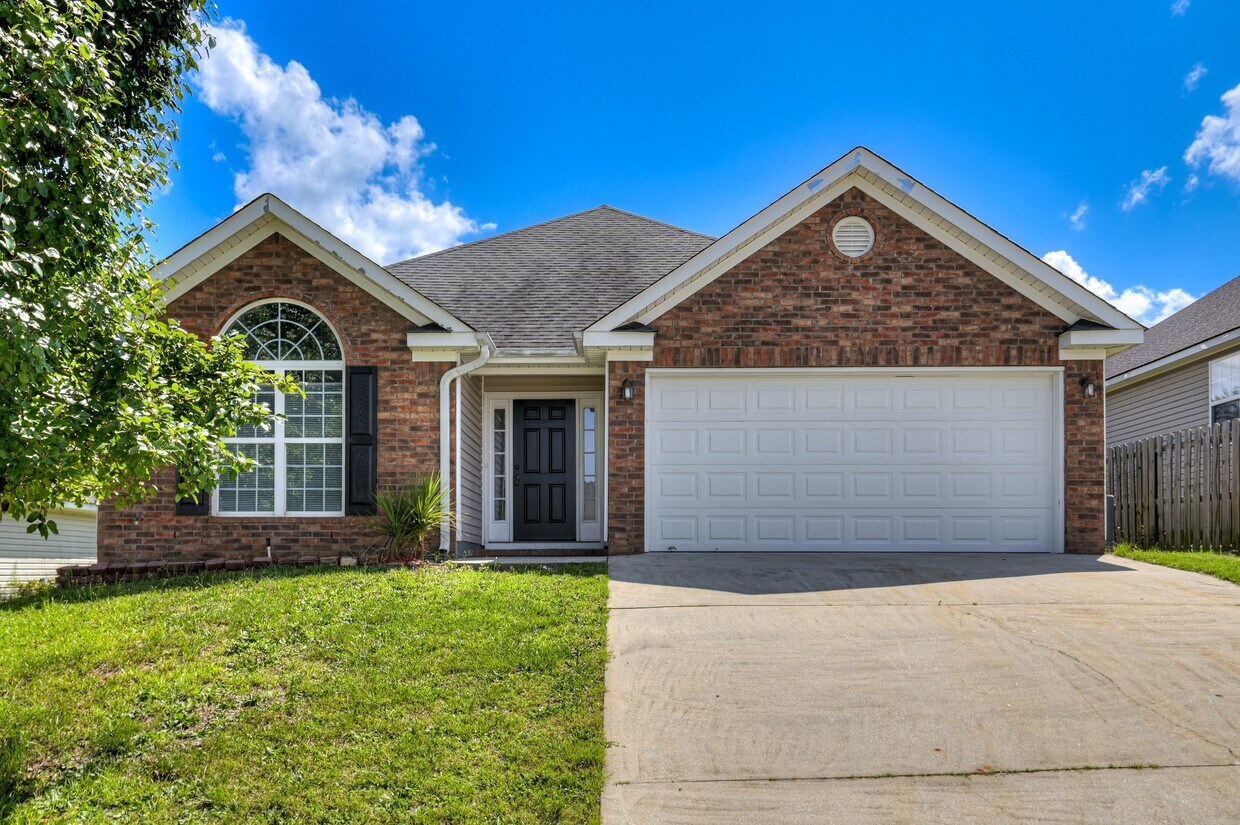 Primary Photo - 409 Urial Dr