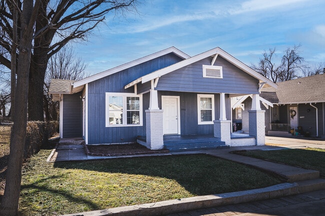 Foto del edificio - 1912 NW 12th St