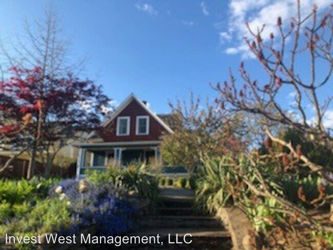 Building Photo - 4 br, 2 bath House - 3910 NE 39 Street