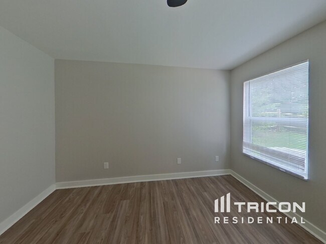 Building Photo - 11034 Dry Stone Dr