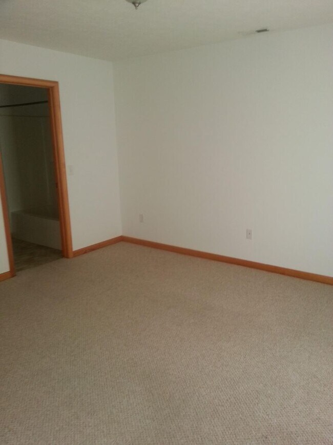 Building Photo - 153 Alger Lane