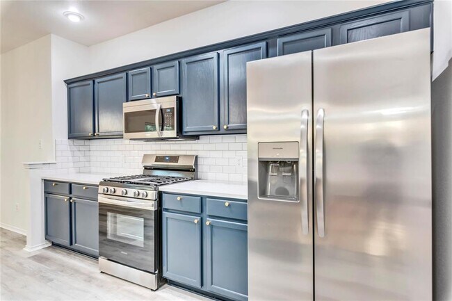 Foto del edificio - 3438 Flowstone Ln