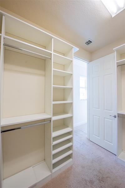 Foto del edificio - 6920 Long Pine Cir