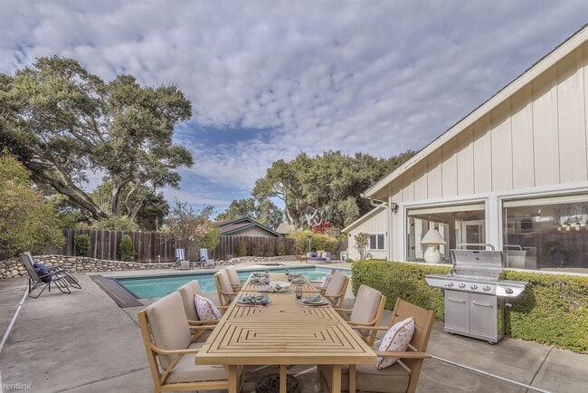 Building Photo - 3 br, 2.5 bath House - 3799 Carmel Valley ...