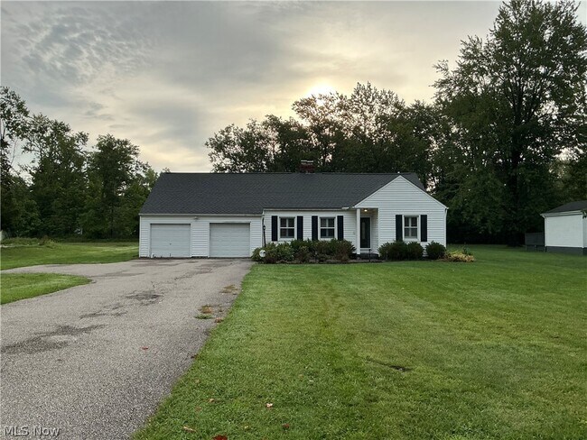 Building Photo - 3653 Brainard Rd
