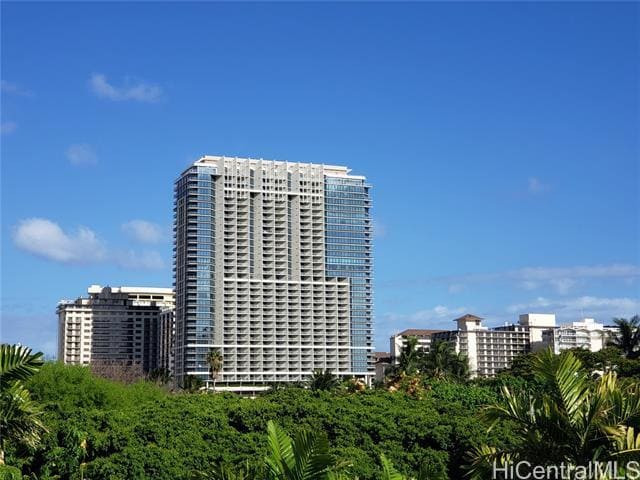 Foto del edificio - 223 Saratoga Rd