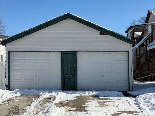 Foto del edificio - 35 W Hazel St