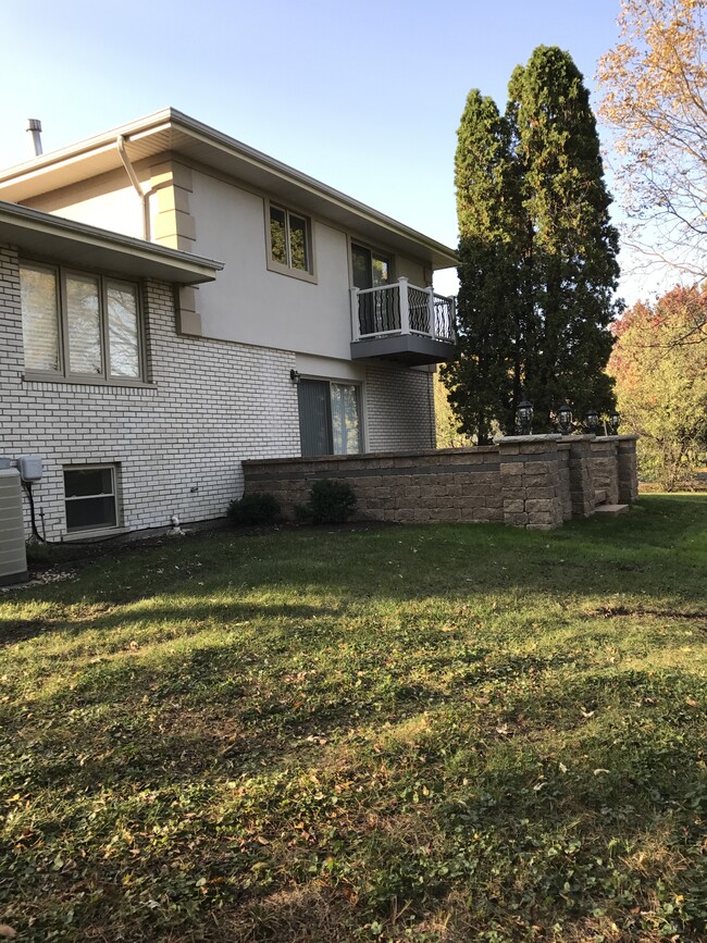 Foto del edificio - 13145 Meadowlark Dr
