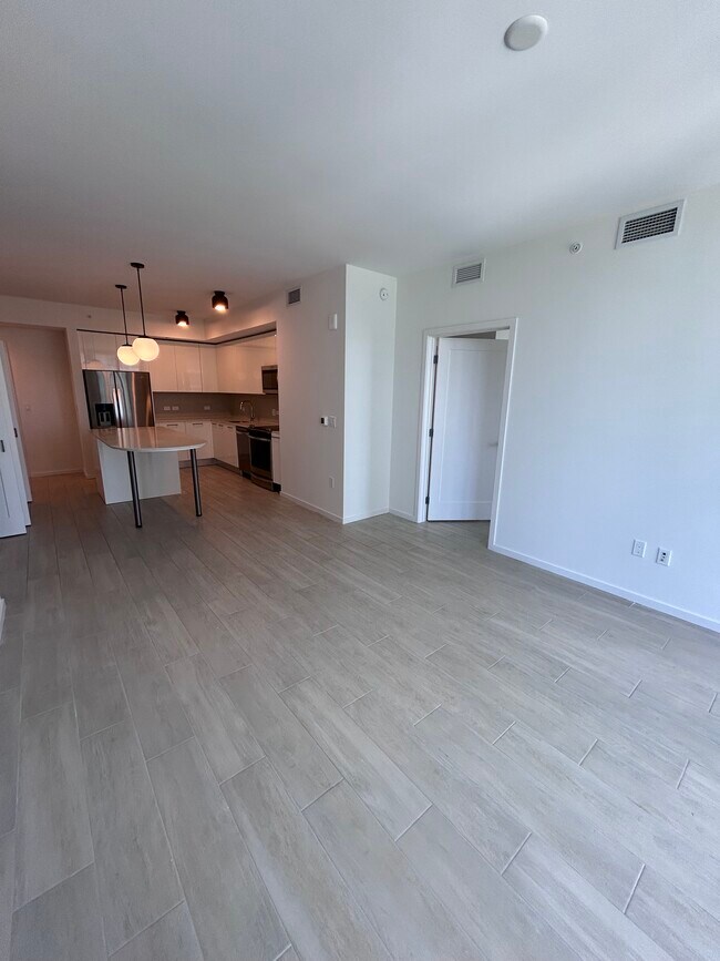 Foto del edificio - 70 NW 31st St