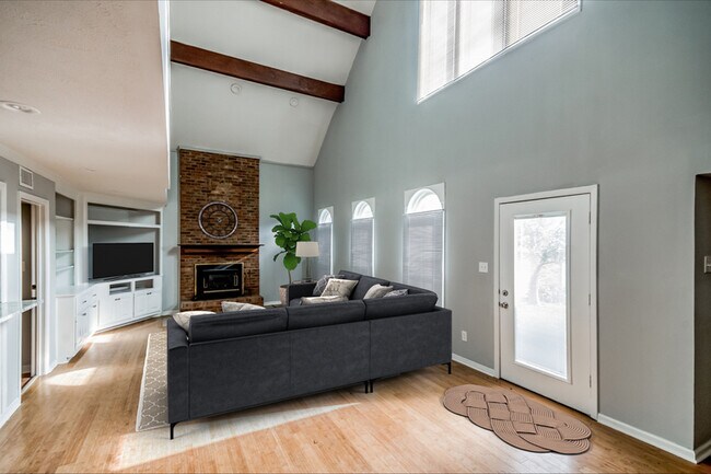 Building Photo - 7167 Copper Ridge Dr