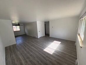 Building Photo - 4832 Flower Ct