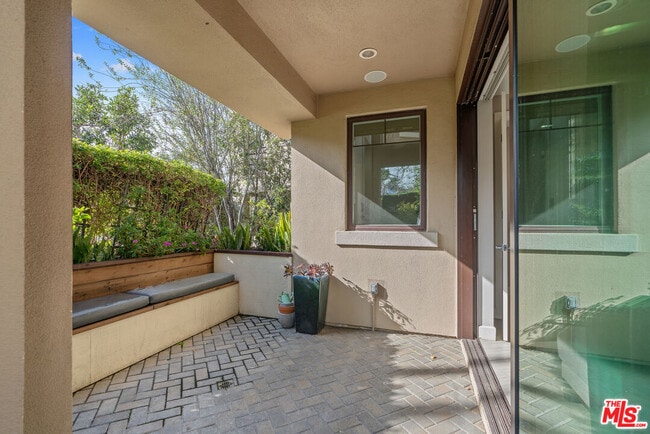 Building Photo - 12860 S Seaglass Cir