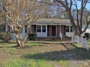 Building Photo - 505 Centerville Turnpike N