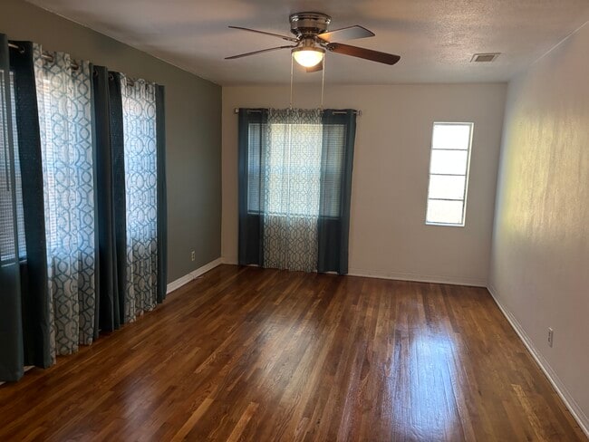 Foto del edificio - 2710 Green St