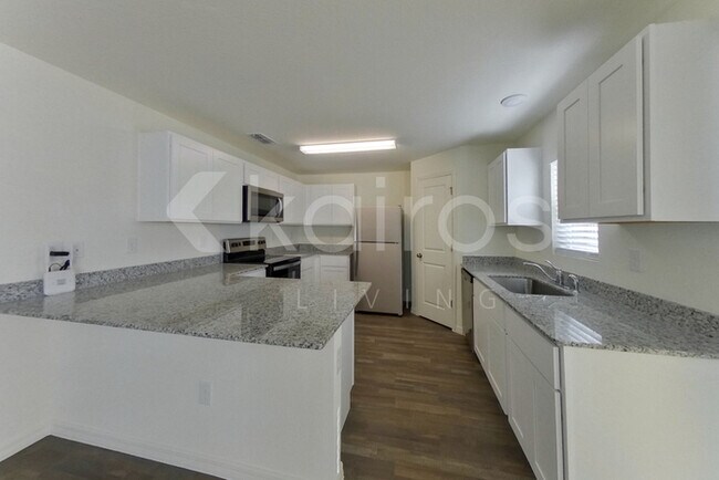 Foto del edificio - 1359 Heritage Ave
