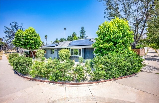 Building Photo - 385 E Mendocino St
