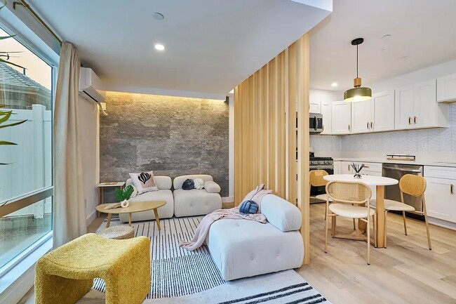 Photo - 1258 W 37th Dr Apartment