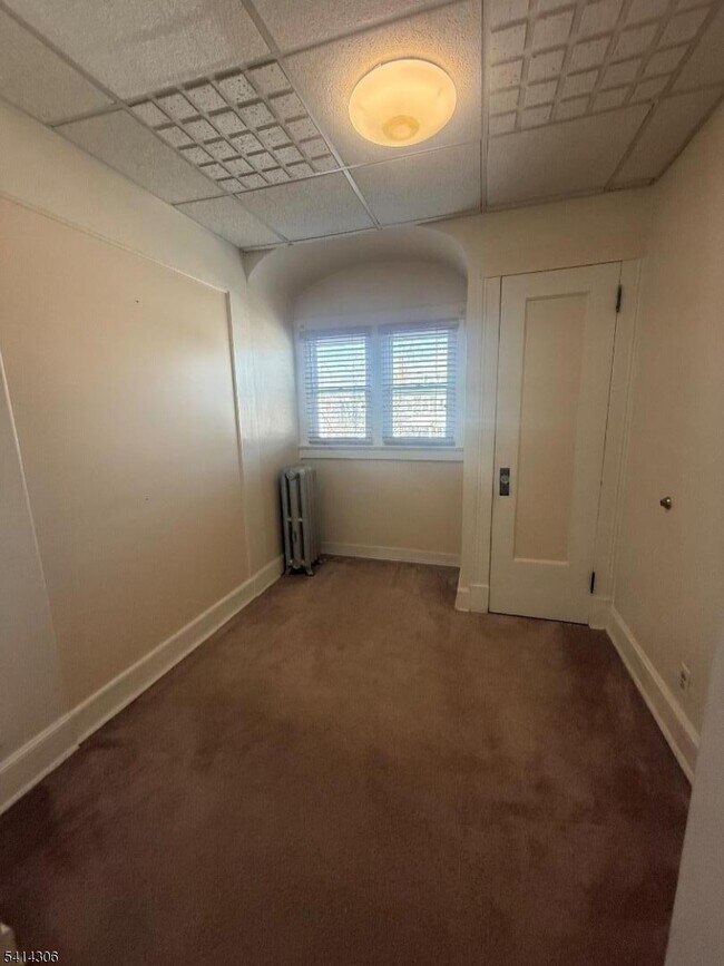 Foto del edificio - 290 Claremont Ave