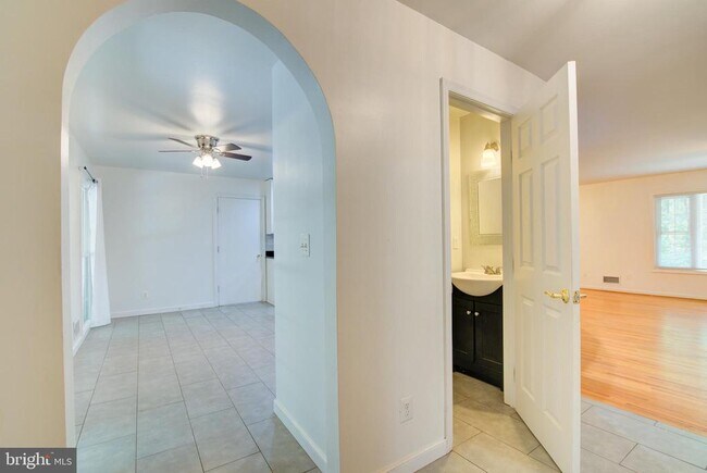 Foto del edificio - 11621 Sourwood Ln