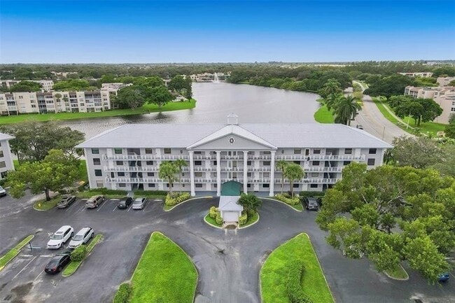 Photo - 1520 Whitehall Drive Unit 202 Apartment