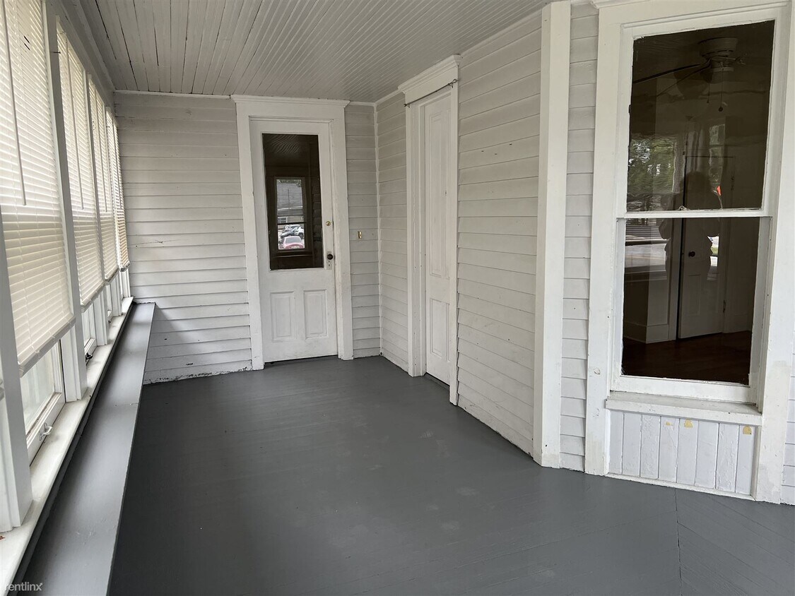 1 br, 1 bath 4plex 407 W 4th St A Condo for Rent in Mishawaka, IN