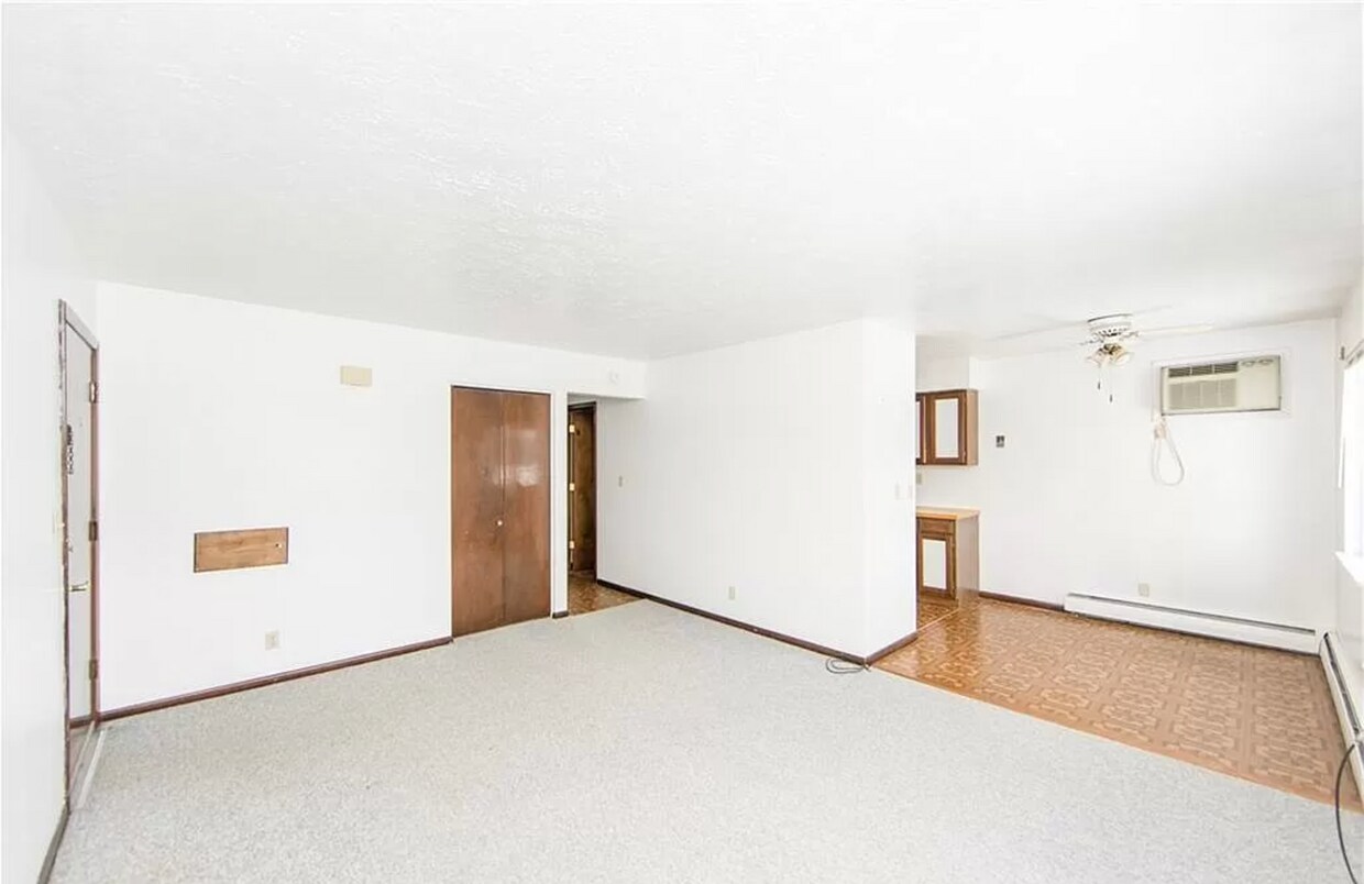 285 Villa St Unit 285, Rittman, OH 44270 Apartments in Rittman, OH